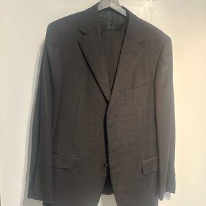 Ermenegildo Zegna Suit (size 42US / 52 EU)